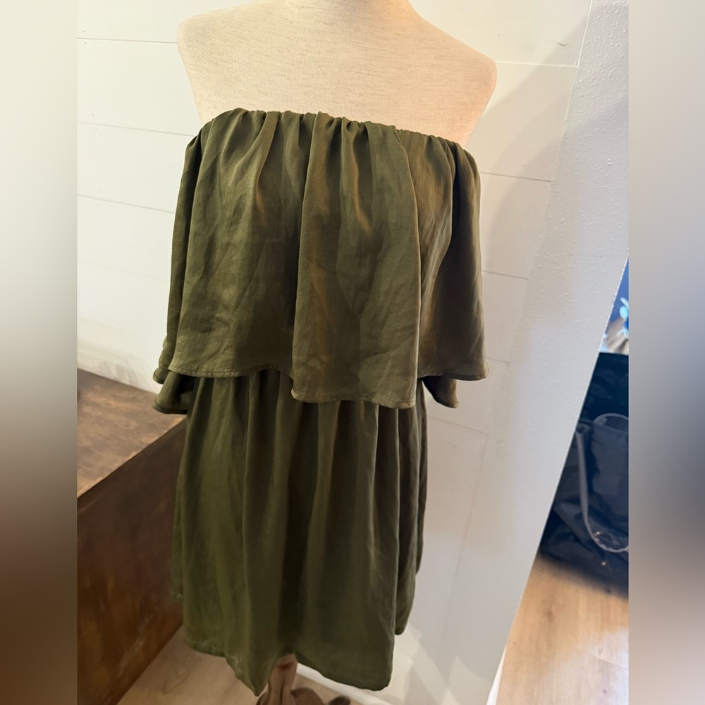 Essue olive green satin off the shoulder mini dress Medium NWT